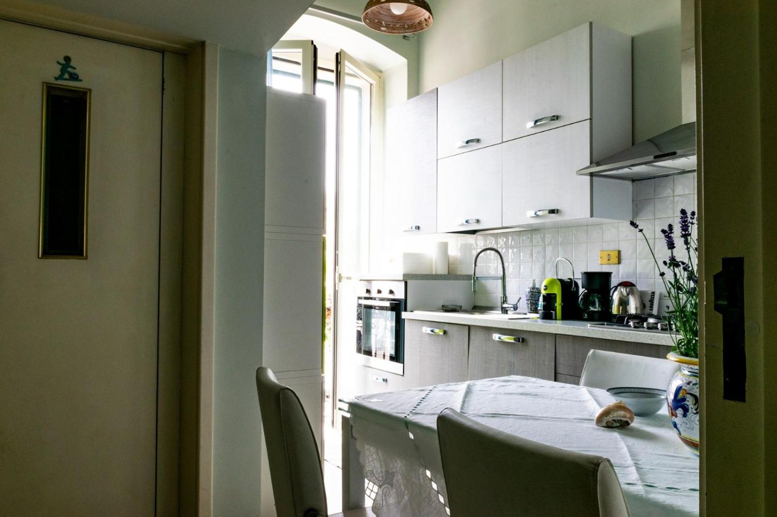 Appartement Palazzo Vaaz à Mola di Bari Extérieur photo