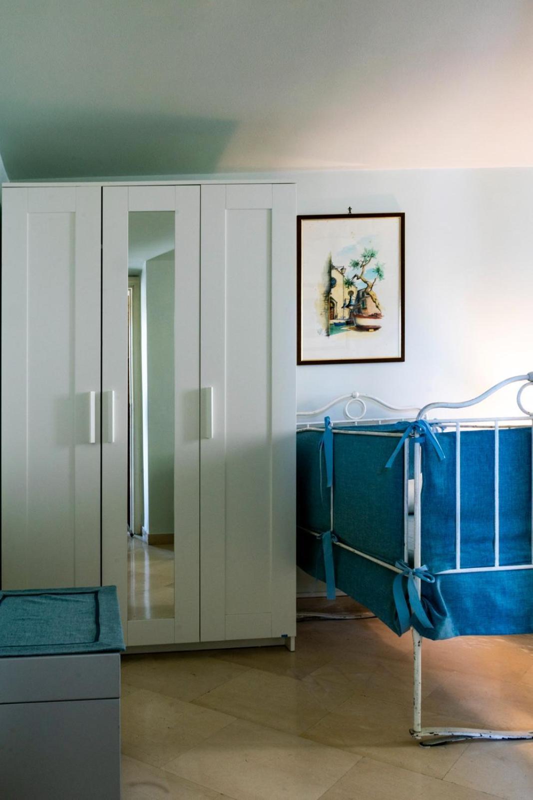 Appartement Palazzo Vaaz à Mola di Bari Extérieur photo